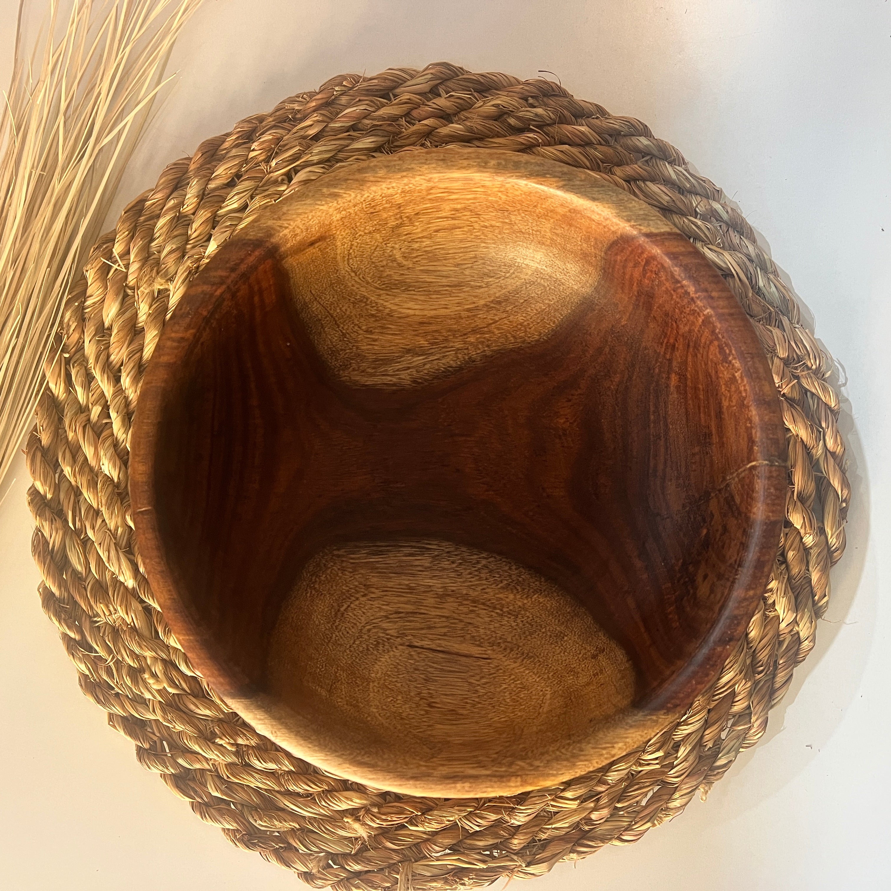 Rosewood Round Plate 25 cm