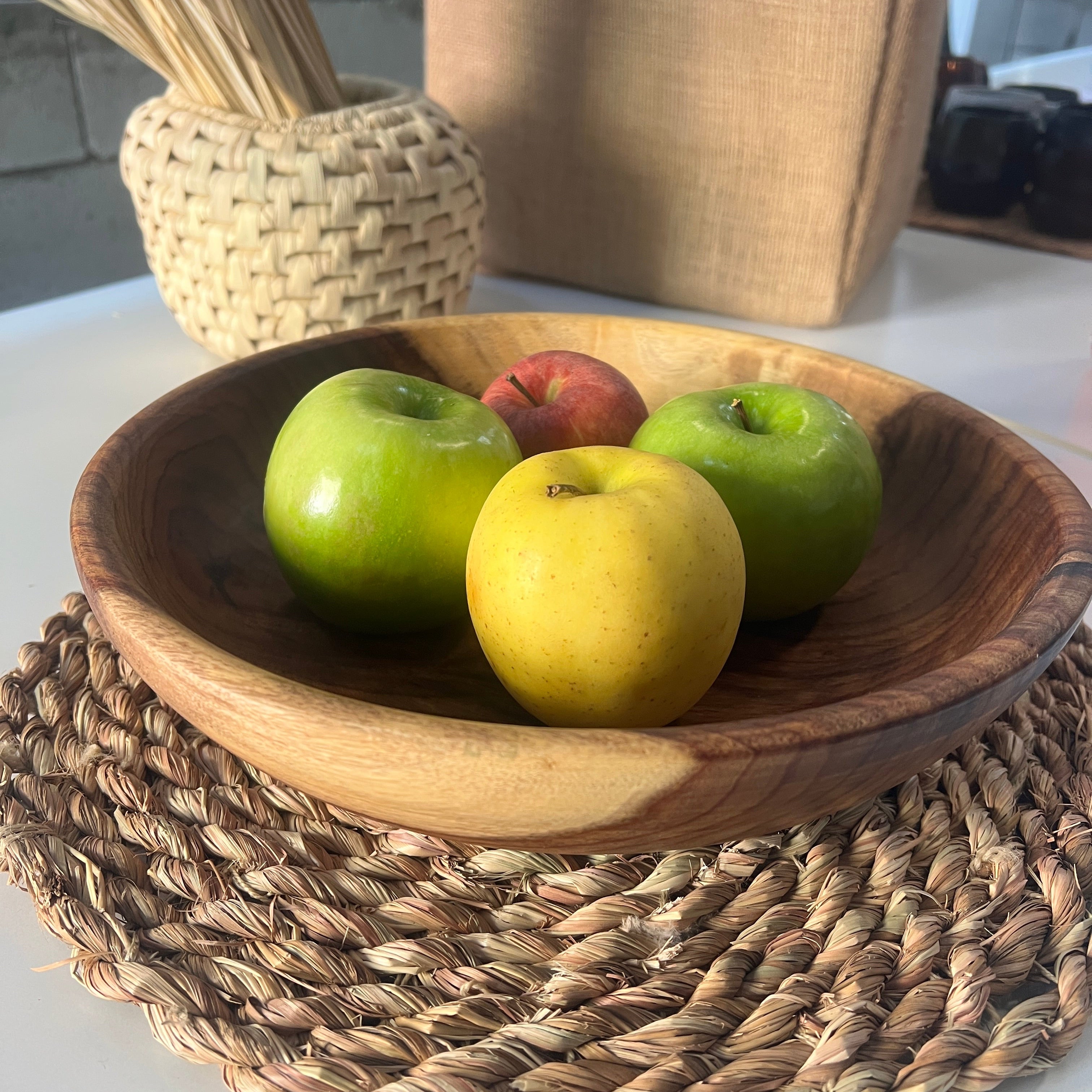 Rosewood Round Plate 25 cm